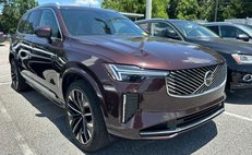 2025 Volvo XC90 T8 Ultra Bright Theme 6P