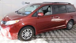 2019 Toyota Sienna XLE