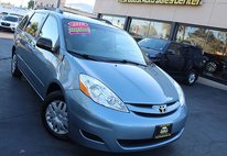 2010 Toyota Sienna LE