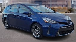 2016 Toyota Prius v Five