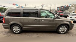2010 Chrysler Town and Country Limited