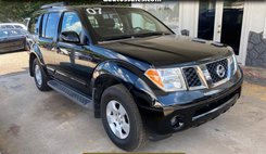2007 Nissan Pathfinder LE 2WD