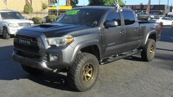 2017 Toyota Tacoma TRD Sport