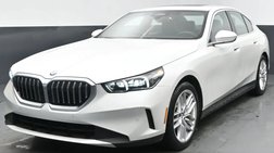 2025 BMW 5 Series 530i