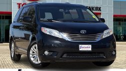 2016 Toyota Sienna XLE 7-Passenger Auto Access Seat