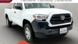 2017 Toyota Tacoma SR