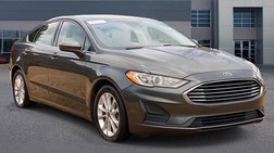 2020 Ford Fusion SE
