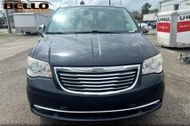 2013 Chrysler Town and Country Touring-L