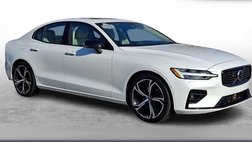 2024 Volvo S60 B5 Plus Dark Theme