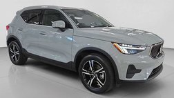 2025 Volvo XC40 B5 Core Bright Theme