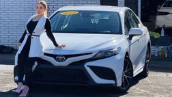 2023 Toyota Camry SE
