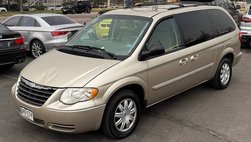 2006 Chrysler Town and Country Touring