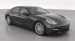 2018 Porsche Panamera 