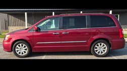 2016 Chrysler Town and Country Touring