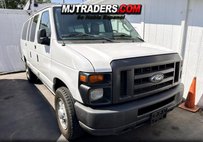 2010 Ford E-Series E-350 XL Super Duty Extended