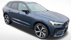 2023 Volvo XC60 B5 Ultimate Dark Theme
