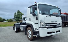 2025 Isuzu HOOK