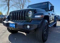 2022 Jeep Gladiator Sport