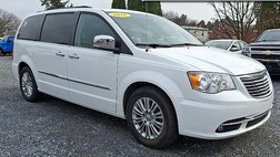 2016 Chrysler Town and Country Touring-L Anniversary Edition