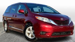 2017 Toyota Sienna LE 8-Passenger