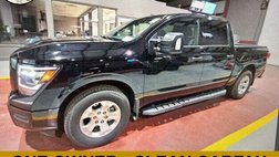 2023 Nissan Titan SV