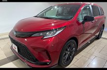 2025 Toyota Sienna XSE 7-Passenger