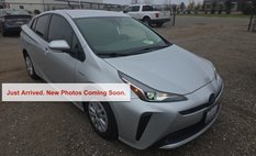 2021 Toyota Prius LE