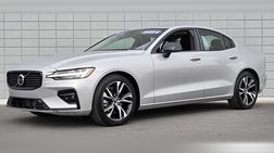 2024 Volvo S60 B5 Core Dark Theme