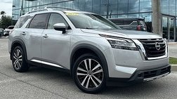 2023 Nissan Pathfinder Platinum