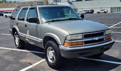 2000 Chevrolet Blazer LT 4-Door 4WD