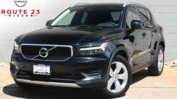 2022 Volvo XC40 T4 Momentum