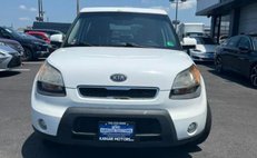 2010 Kia Soul Base