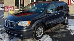 2014 Chrysler Town and Country Touring-L