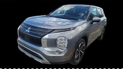 2023 Mitsubishi Outlander SE