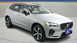 2025 Volvo XC60 B5 Ultra Dark Theme