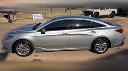 2022 Toyota Avalon Hybrid XLE