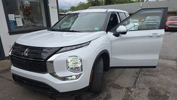 2024 Mitsubishi Outlander ES
