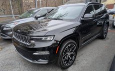2023 Jeep Grand Cherokee Summit Reserve
