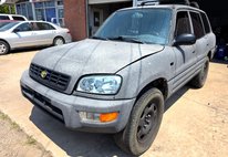 1998 Toyota RAV4 4-Door 2WD