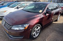 2014 Volkswagen Passat 1.8T SE with Sunroof 1.8