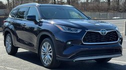 2023 Toyota Highlander Hybrid Platinum