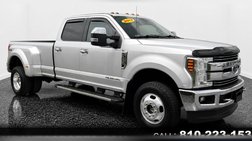 2017 Ford Super Duty F-350 Lariat