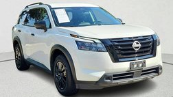 2025 Nissan Pathfinder SV