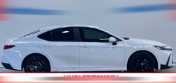 2025 Toyota Camry Hybrid SE
