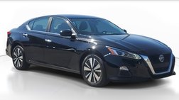 2022 Nissan Altima 2.5 SV