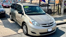 2009 Toyota Sienna LE