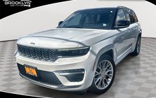 2022 Jeep Grand Cherokee Summit