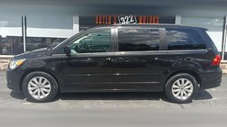 2014 Volkswagen Routan SE
