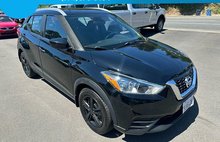 2019 Nissan Kicks S