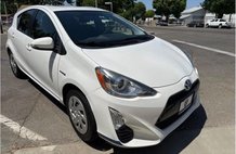 2016 Toyota Prius c Two